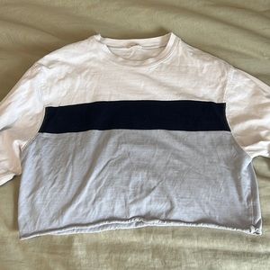 CROPPED LONG SLEEVE TOP